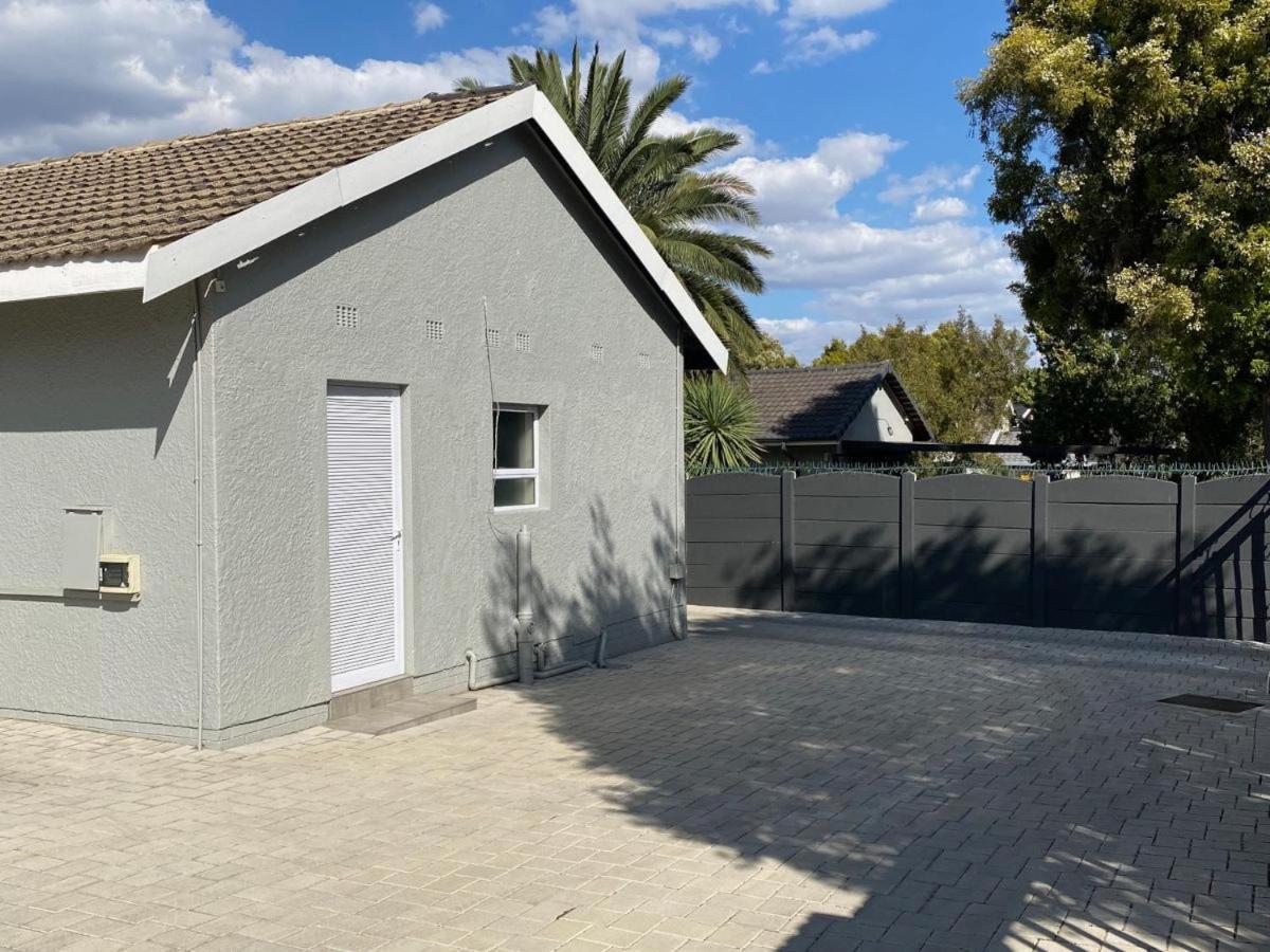 Staysure Guesthouse Alberton Kültér fotó